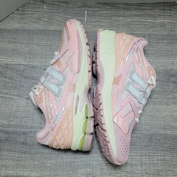 New Balance 1906NLN Pink Running Shoes Women's US W 5.5 - Picture 5 of 8